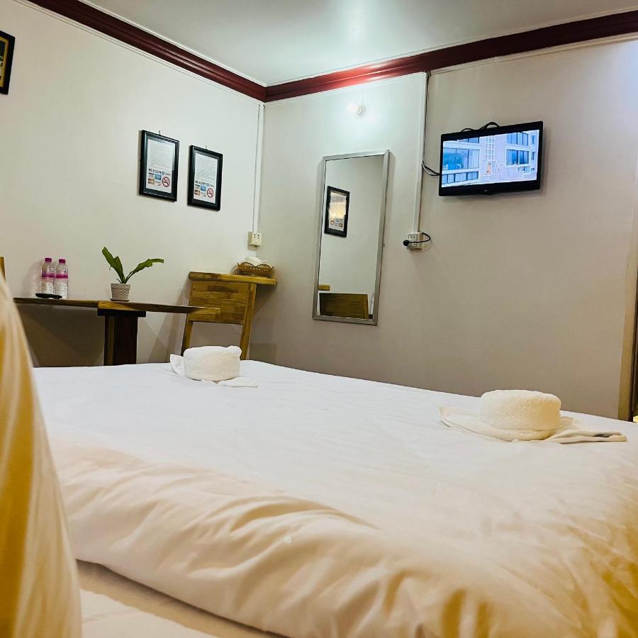 Por Chey Hotel Battambang Kültér fotó